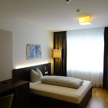 Jaegermayrhof Hotel *