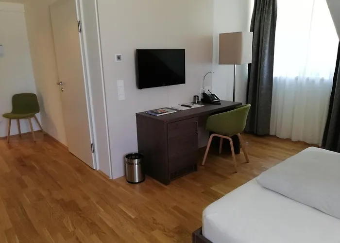 Jaegermayrhof Hotel *